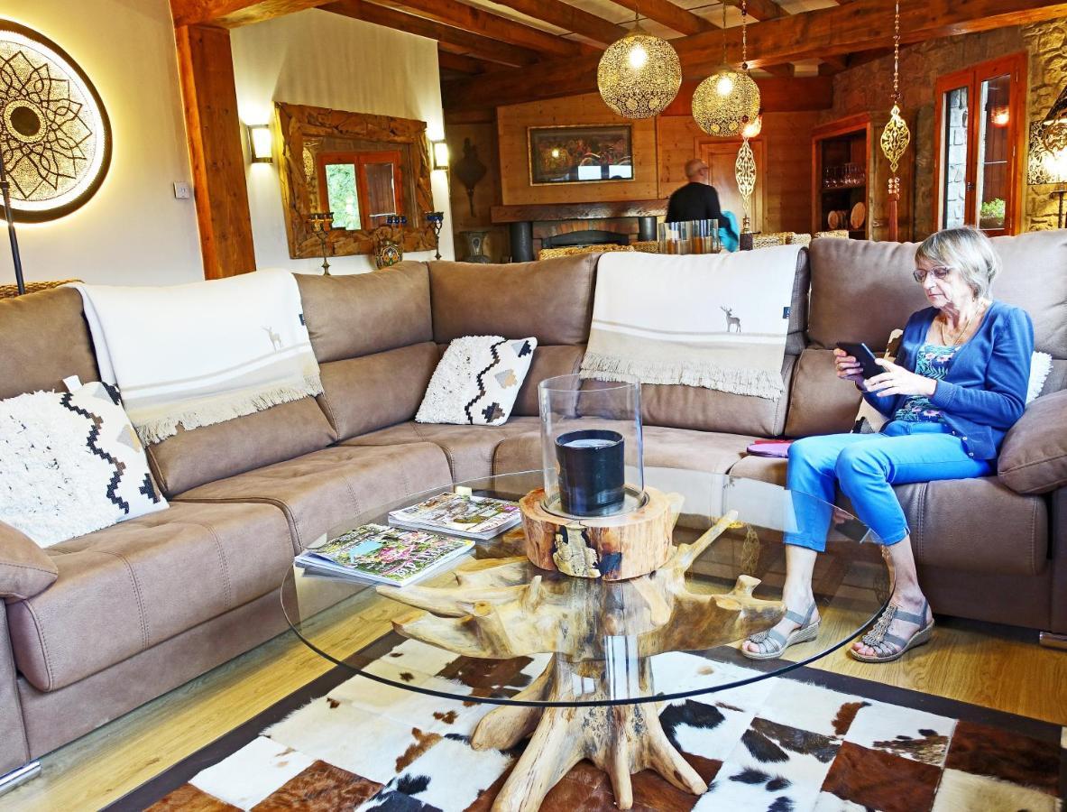 La Masia Del Taulat Chambres D'Hotes Llo Екстер'єр фото
